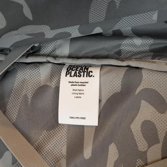 Pacsafe Go Anti-Theft 44L Carryon Backpack - Picture 12 of 12